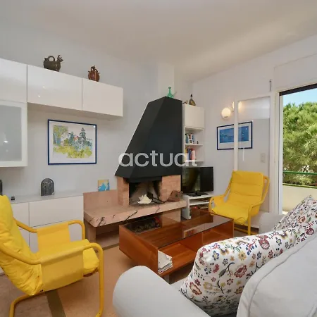Velas 2-2 Apartment